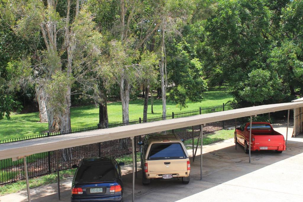 Oasis Inn Apartments - Resim 45