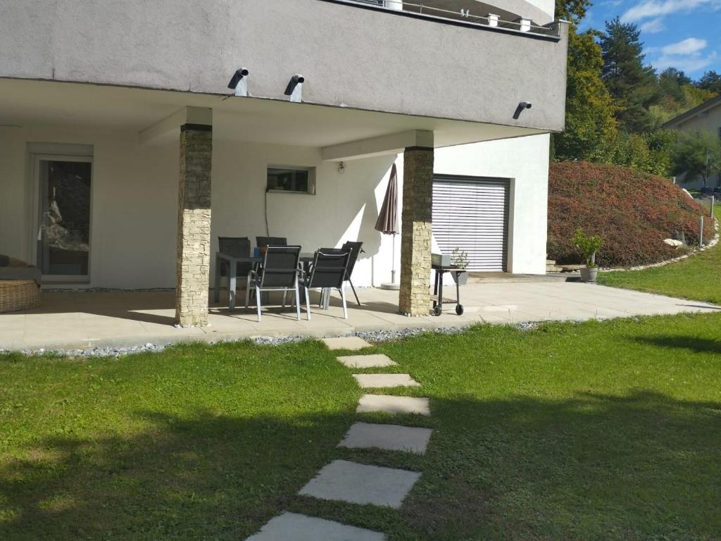 The building in which Az apartmant is located