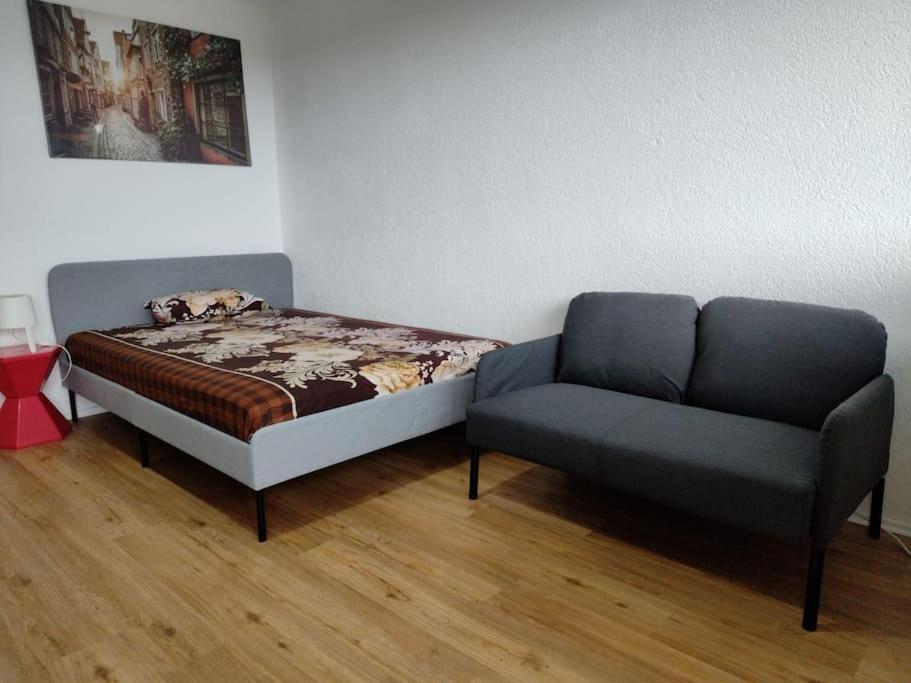 Lovely Studio Apartment in Sindelfingen, Sindelfingen (updated prices 2024)