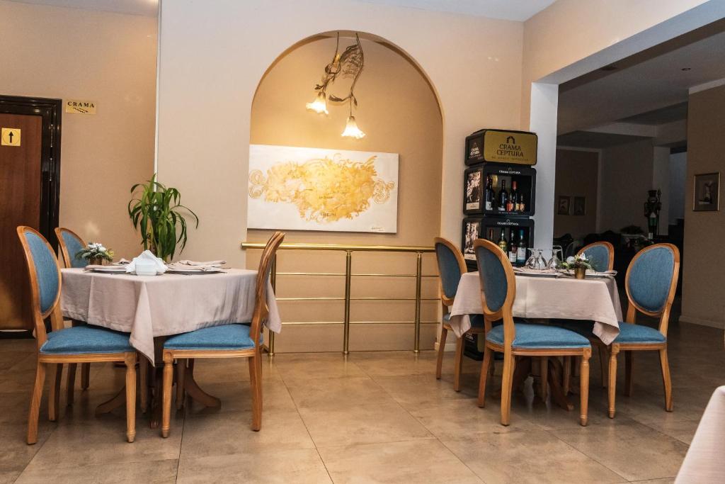Restaurace v ubytování Hotel Royal