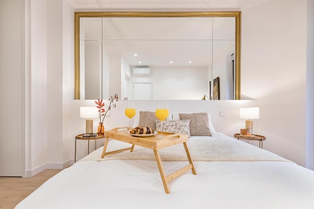 A bed or beds in a room at BHost - Ferraz 74