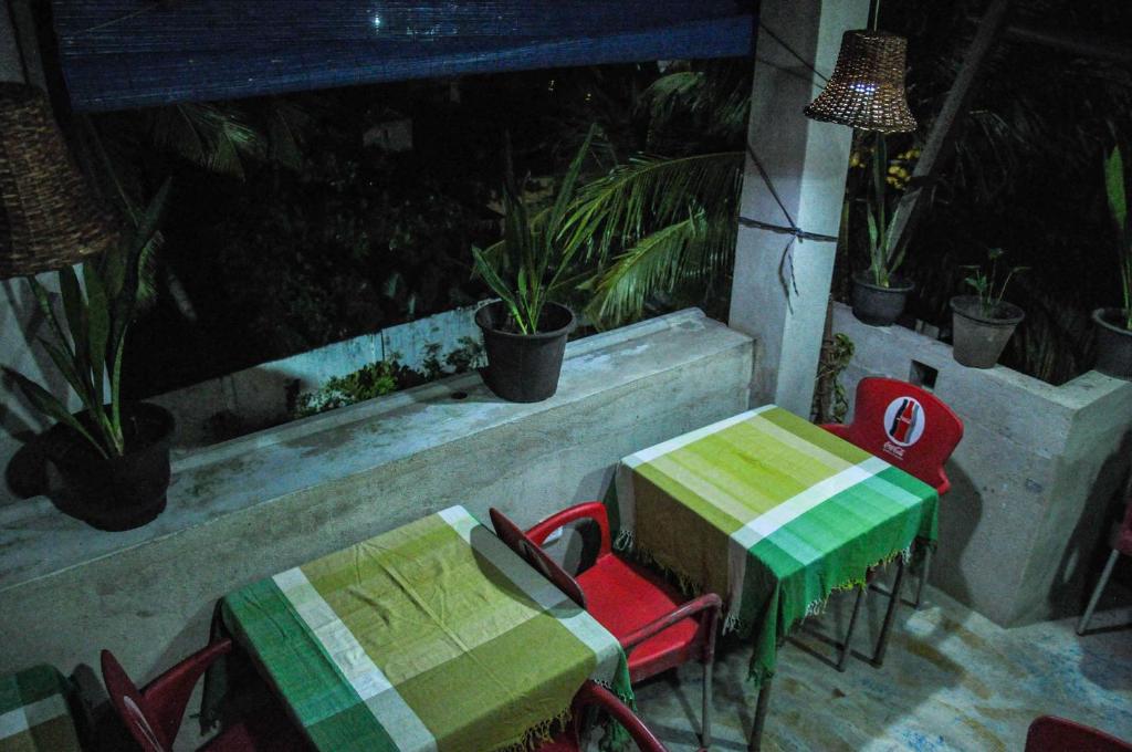 Foto Hikkaduwas asuva majutusasutuse Gem Light Guest House galeriist