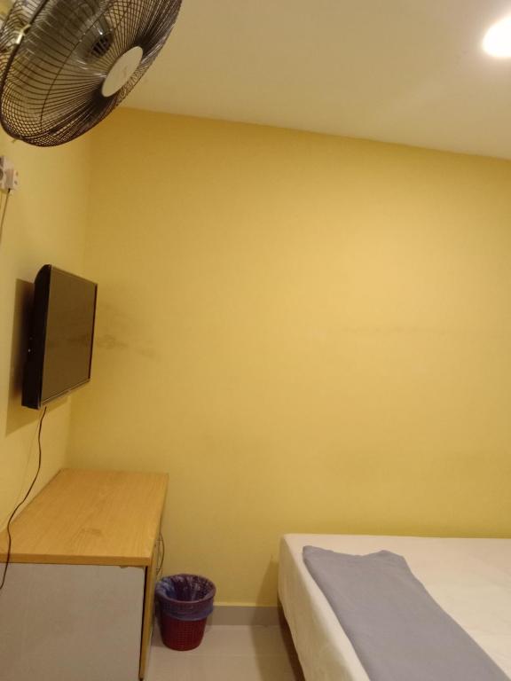 TV a/nebo společenská místnost v ubytování RAS Hotel