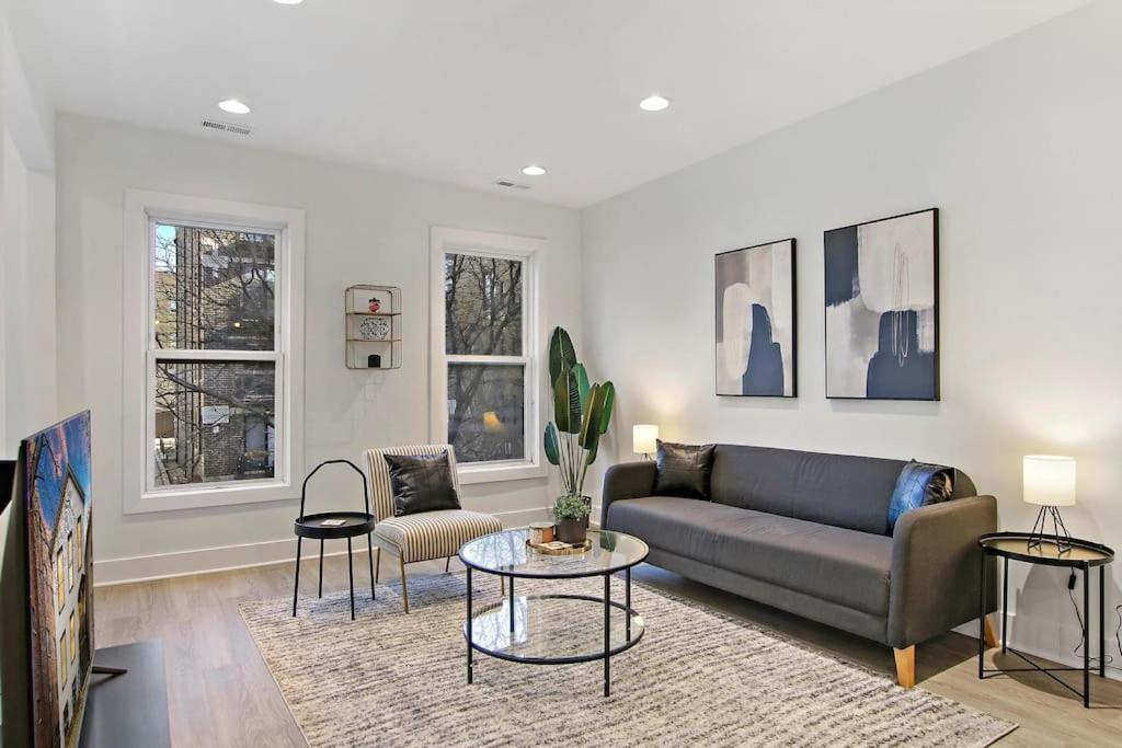 1BR Captivating Apartment with InUnit Laundry Aberdeen 2, Chicago