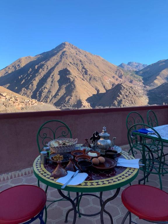 Nespecifikovaný výhled na hory nebo výhled na hory při pohledu z bed and breakfast