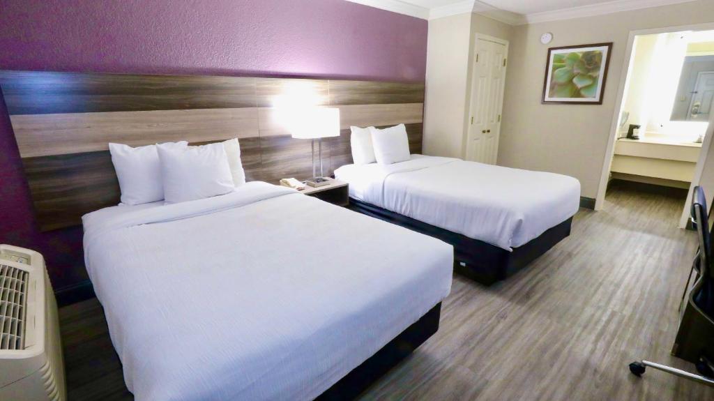La Quinta Inn by Wyndham San Antonio Lackland - 两床双床双床双床双滚淋浴 - 不吸烟