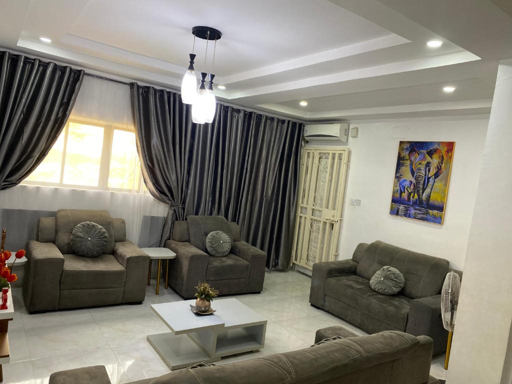 PROMO HOLIDAY Wuse 2 Bedroom Home