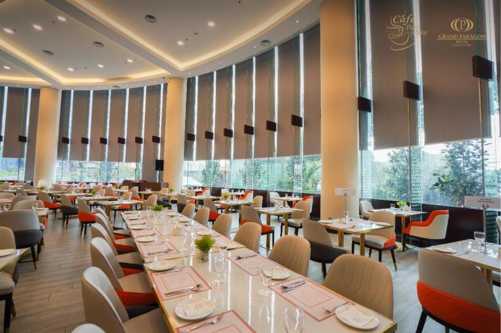 Restaurace v ubytování Grand Paragon Hotel Johor Bahru