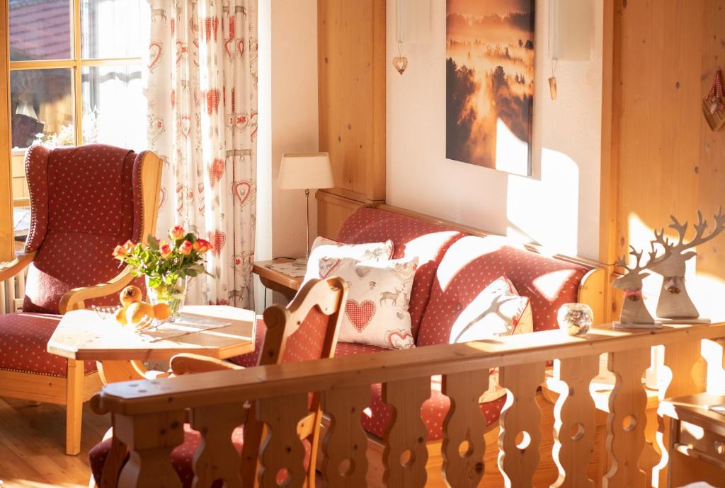 Rottach Apartments - Ferienwohnungen am Tegernsee - Appartement 9 Avec Balcon (1er étage)