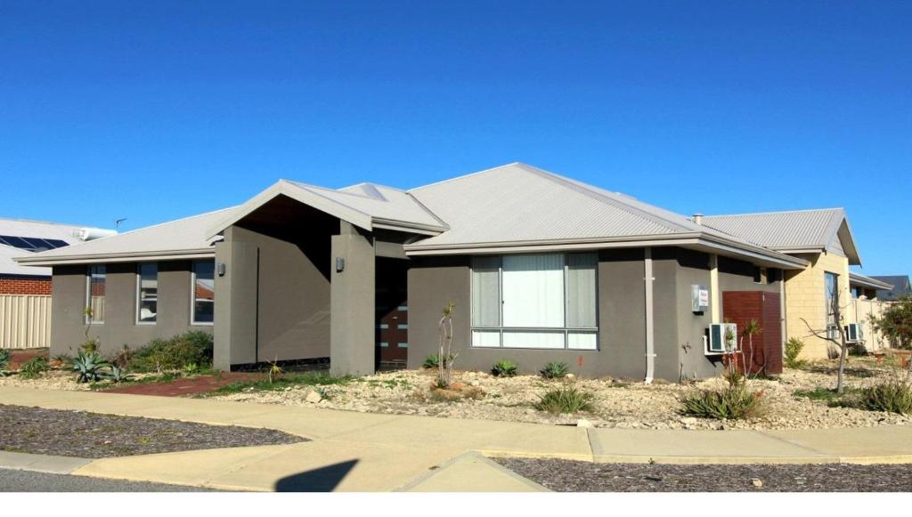 Balkana, Jurien Bay (updated prices 2024)