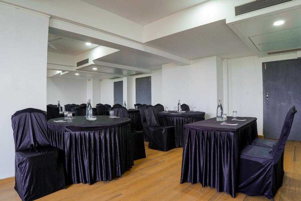 Konferenční prostory v ubytování TGI Ameya Grand