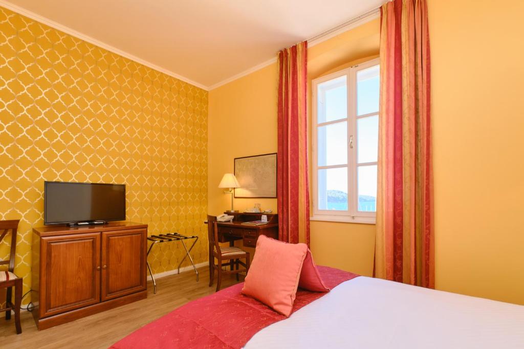 TV a/nebo společenská místnost v ubytování Mare Mare Suites