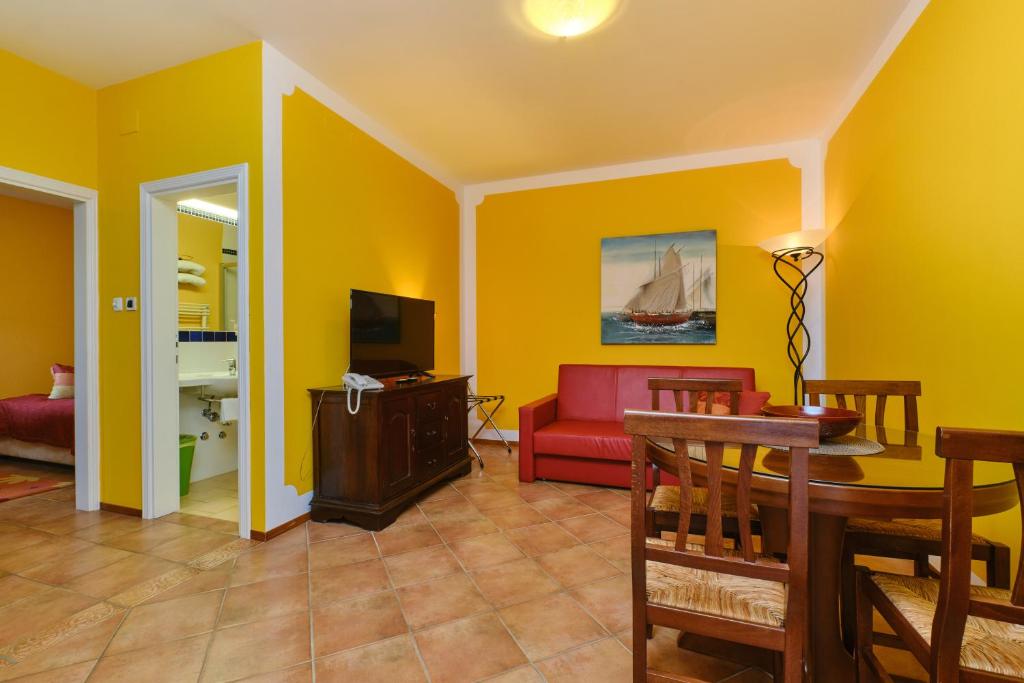 Mare Mare Suites - 11