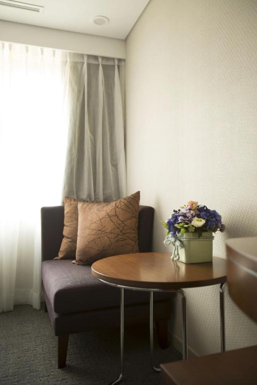 Seoul Garden Hotel - Quadruple Room With Bathroom