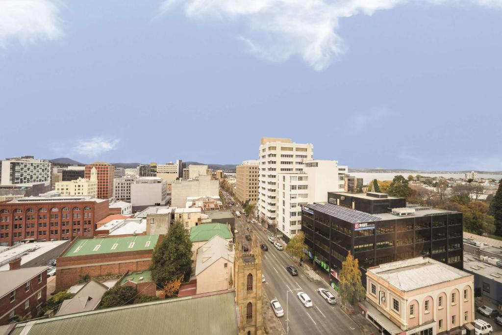 Nespecifikovaný výhled na destinaci Hobart nebo výhled na město při pohledu z hotelu