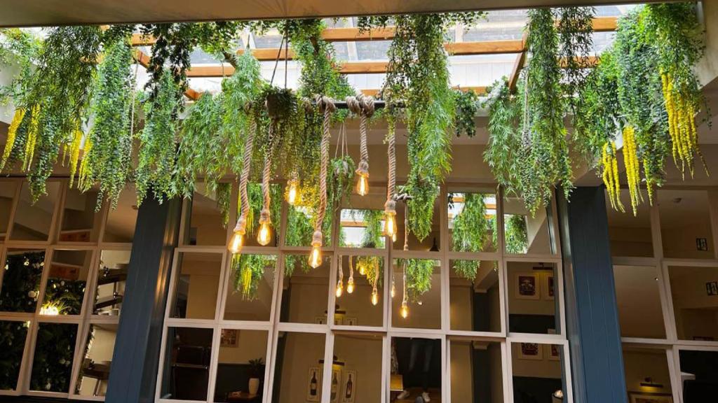 The Coach House Inn - Resim 13