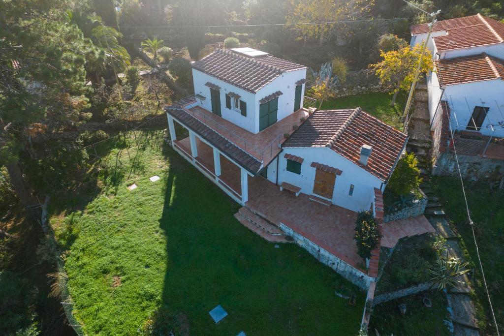 The building in which A villát is located