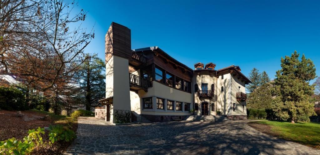 Budova, kde se bed and breakfast nachází