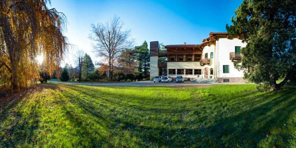 Zahrada ubytování B&B Villa Cavallier