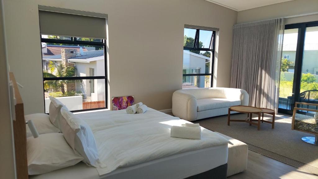 Hilltop Bayview Luxury Apartments - Superior Daire