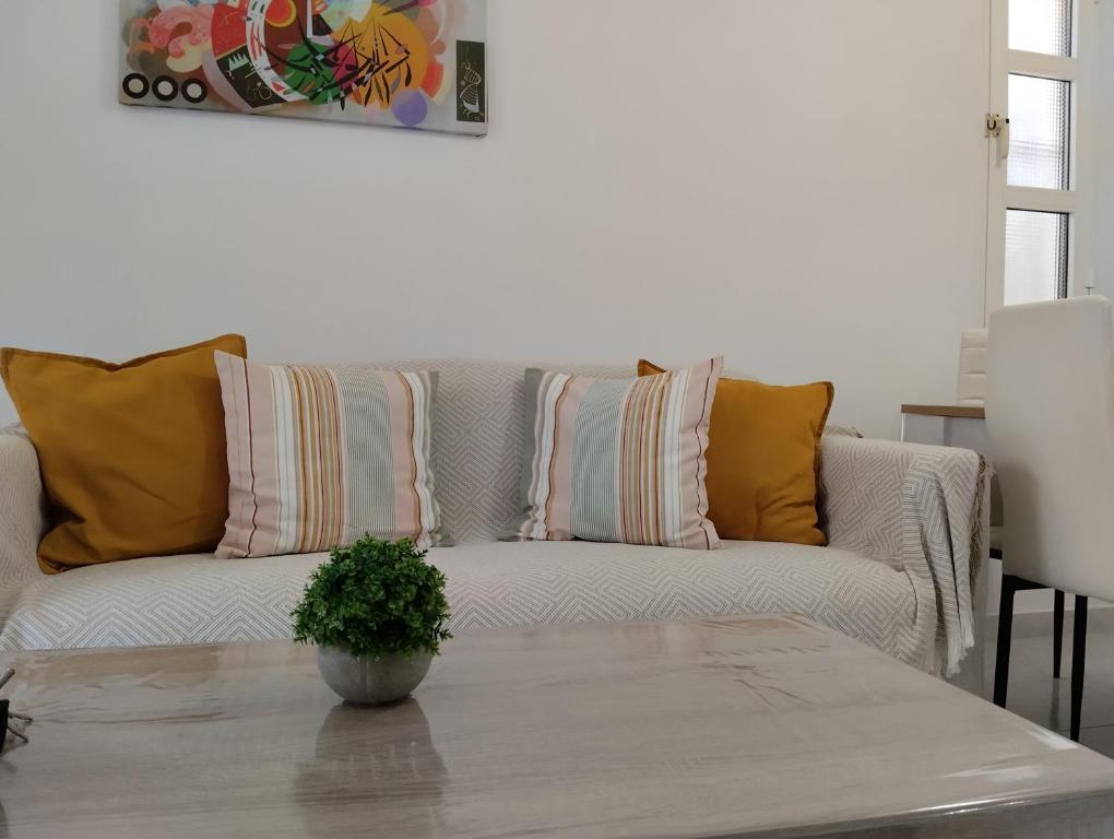 Itaca street bungalow, Torrevieja, Spain - Booking.com