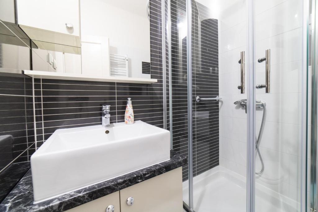 Kúpeľňa v ubytovaní Angela Luxury Studio Apartment