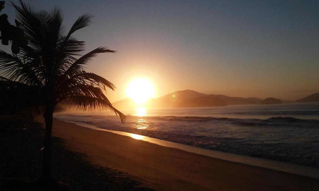 Chalé no Condomínio Verde Mar na praia da Cocanha