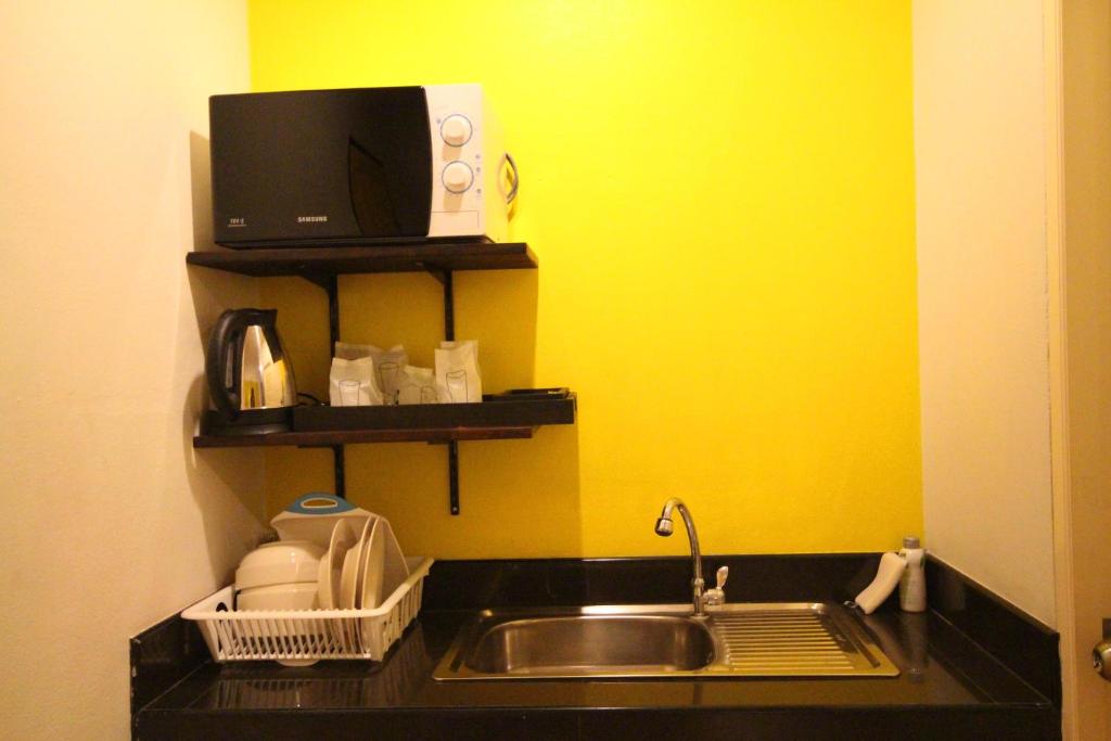 Lemonade Boutique Inn - Chambre Triple Standard - Sans Fenêtre