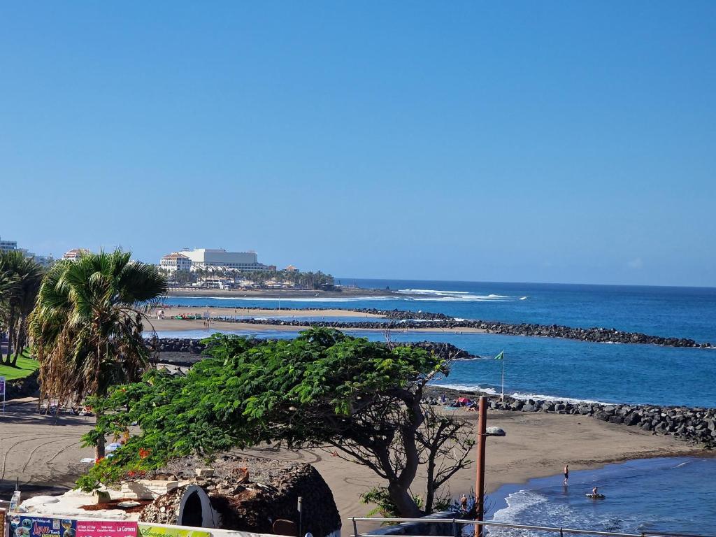 301, Apartamento 2 bedrooms, near Playa de las Americas & FREE WIFI