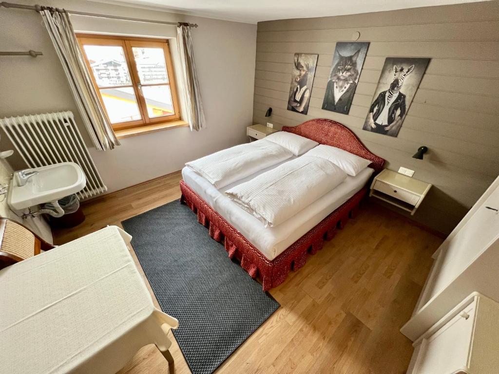 Voodi või voodid majutusasutuse Lech Hostel toas