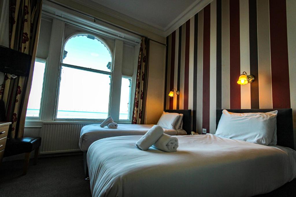 Chatsworth House Hotel - Habitación Gemela Con Vista Al Mar