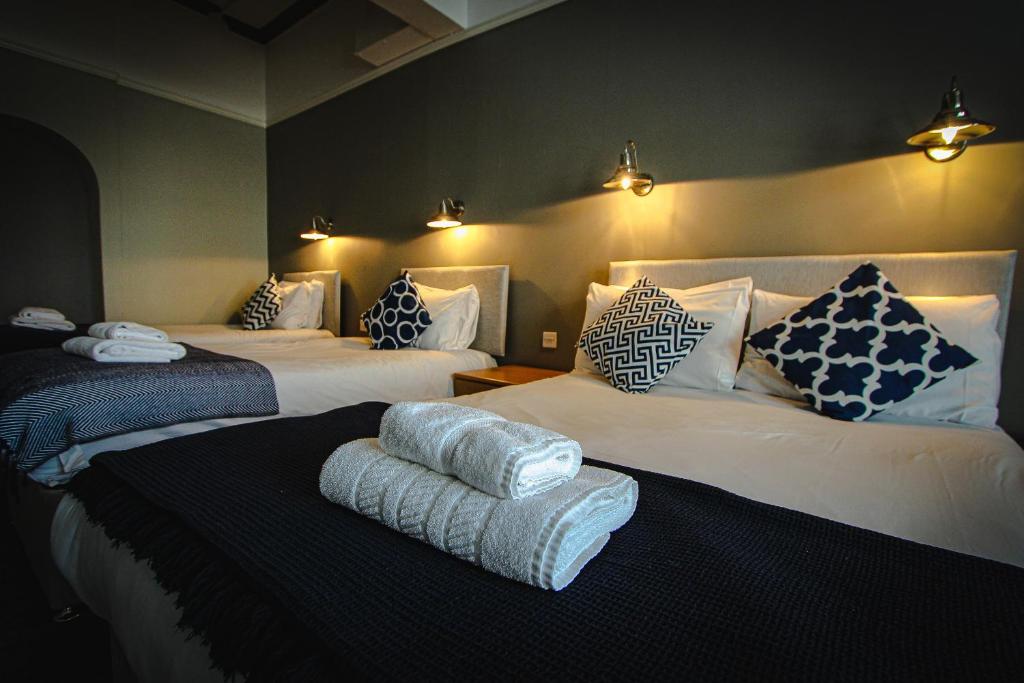 Chatsworth House Hotel - Sala Familiar (2 Adultos + 2 Niños)