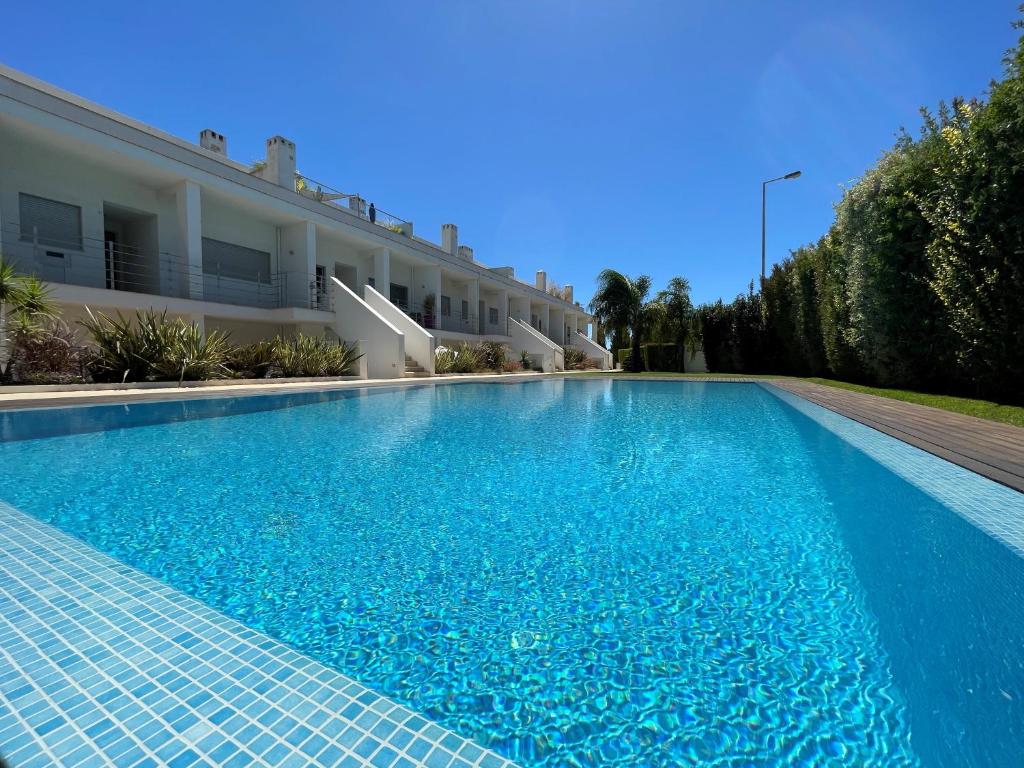 Kolam renang di atau dekat dengan Albufeira Lux Apartment