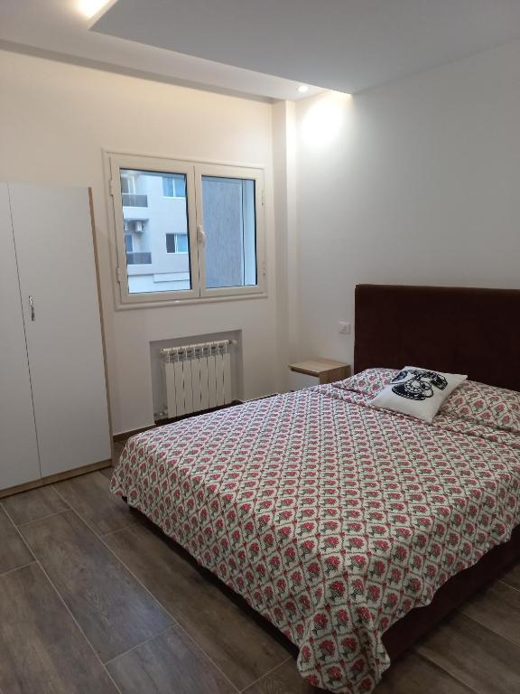 Magnifique appartement avec terrasse et piscine - Housity