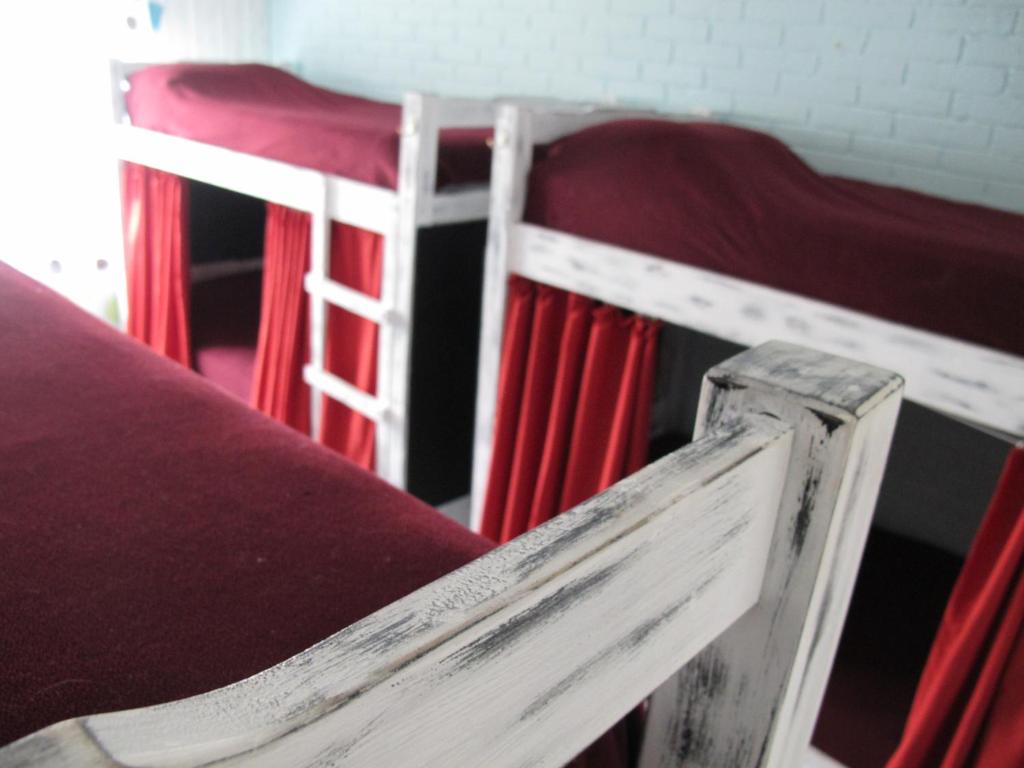 PASTORA Suites & Hostel - Punta del este - Etagenbett Im Schlafsaal Für Männer