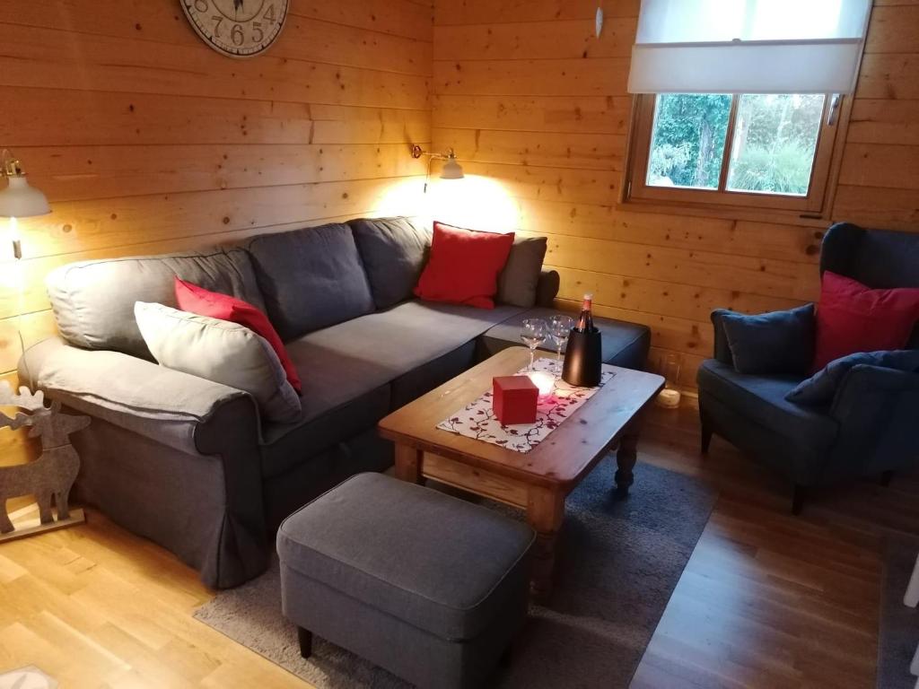 Holiday house with a parking space Belaj, Karlovac - 20275 - Holiday Home Home Met Drie Slaapkamers