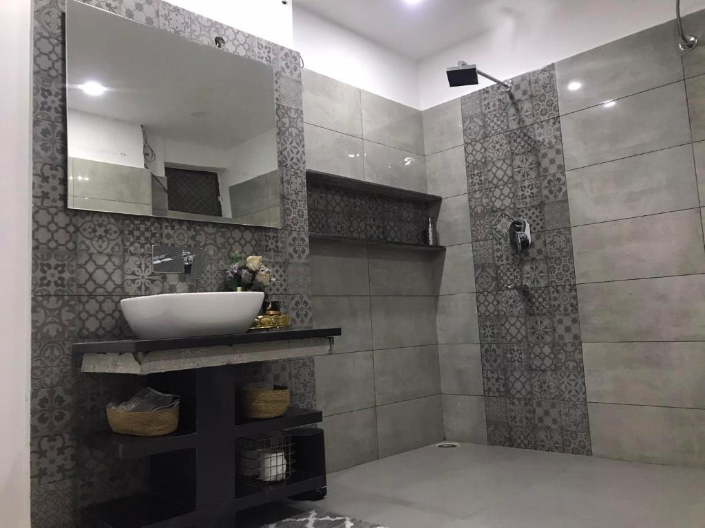 Mariya Condo hotel - Квартира с балконом