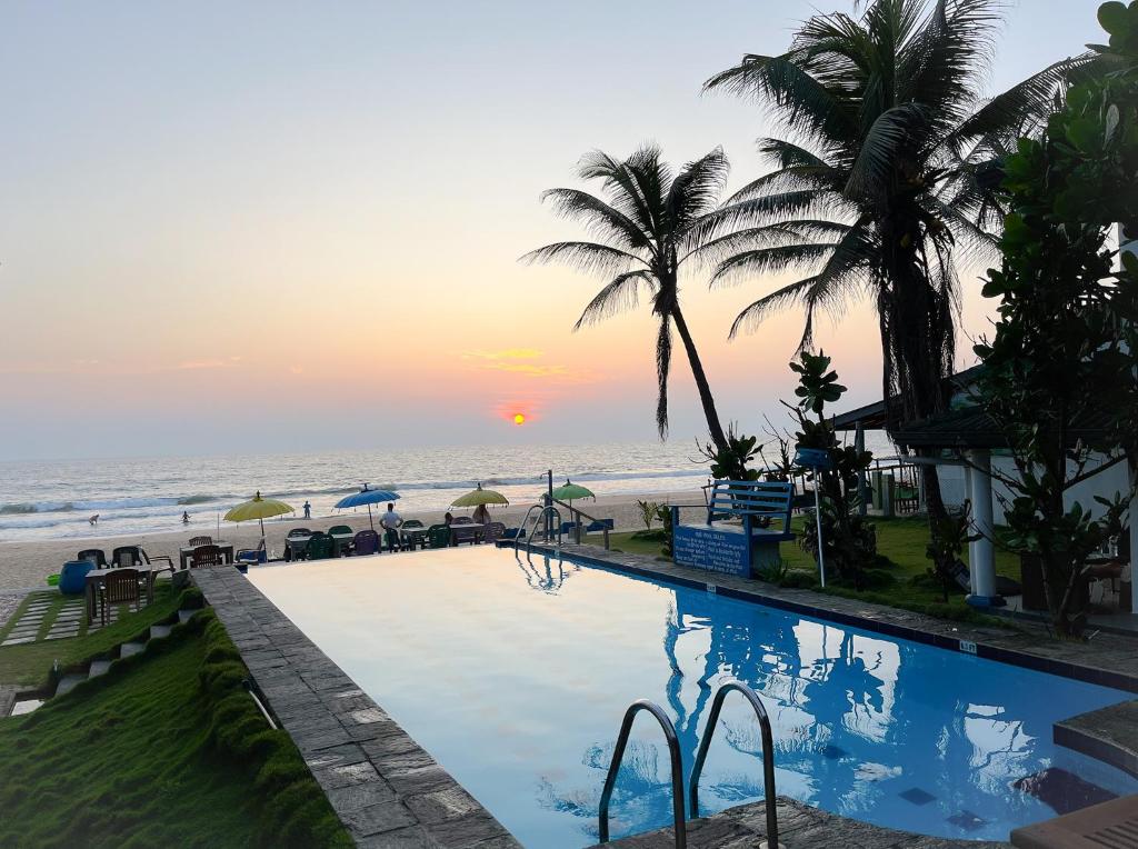 Bazén v ubytování Pearl Island Beach Hotel nebo v jeho okolí