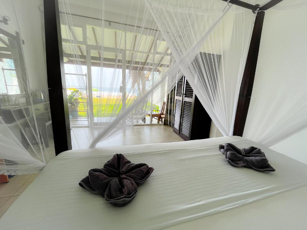 Pearl Island Beach Hotel - 18