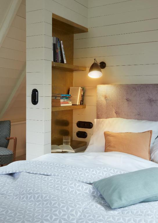 Postel nebo postele na pokoji v ubytování Five Rooms