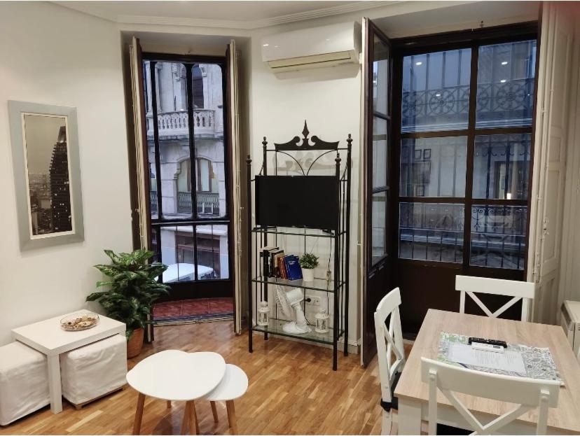 Central Market Parking opcional by Salamancavacacional, Salamanca