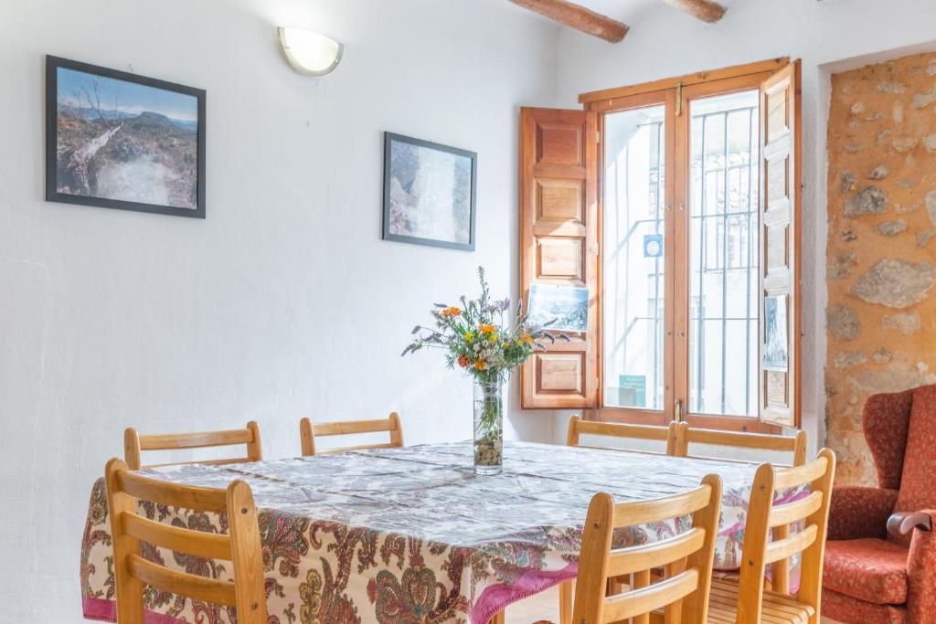 Casa Serrella - Abdet, Confrides – Precios actualizados 2023