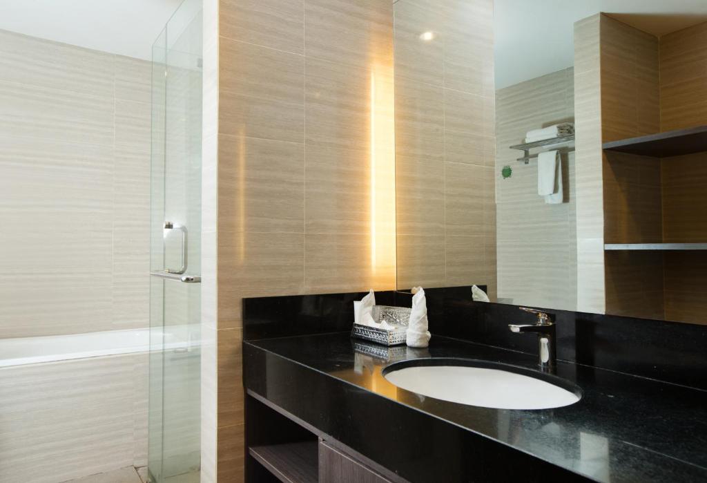 Koupelna v ubytování Brits Hotel Legian