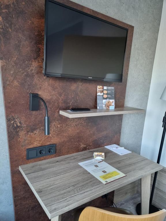 Hotel Bavaria Oldenburg - 8