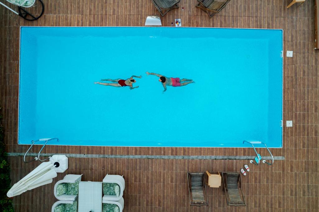The swimming pool at or close to Sapanca View Hotel