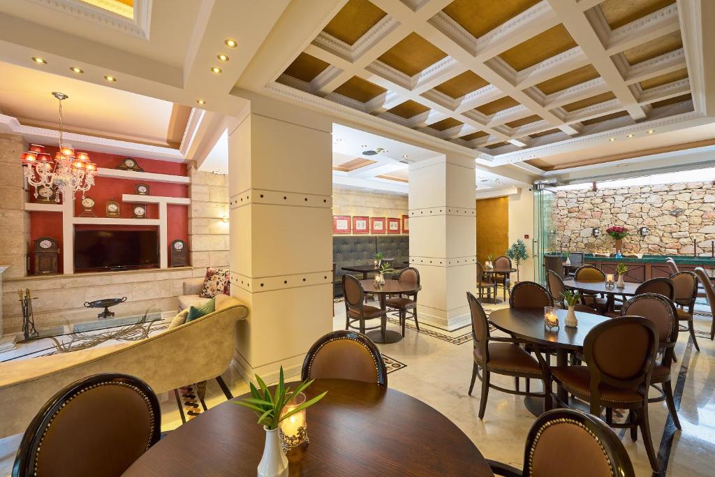Posezení v ubytování Olympus Mediterranean Boutique Hotel