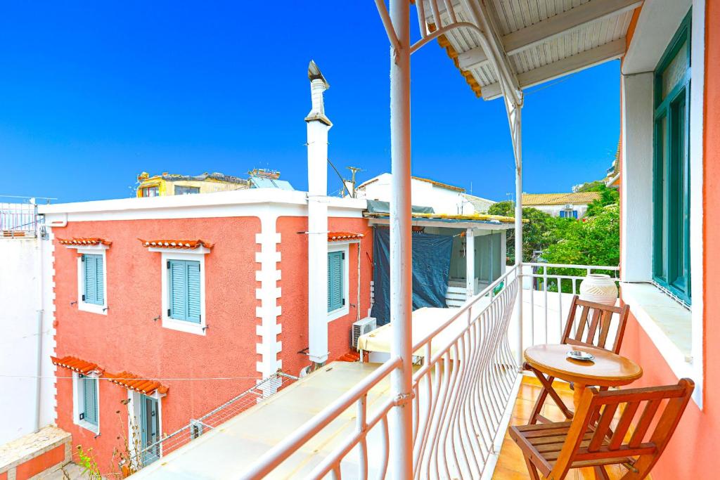 Balkón nebo terasa v ubytování Agathi House