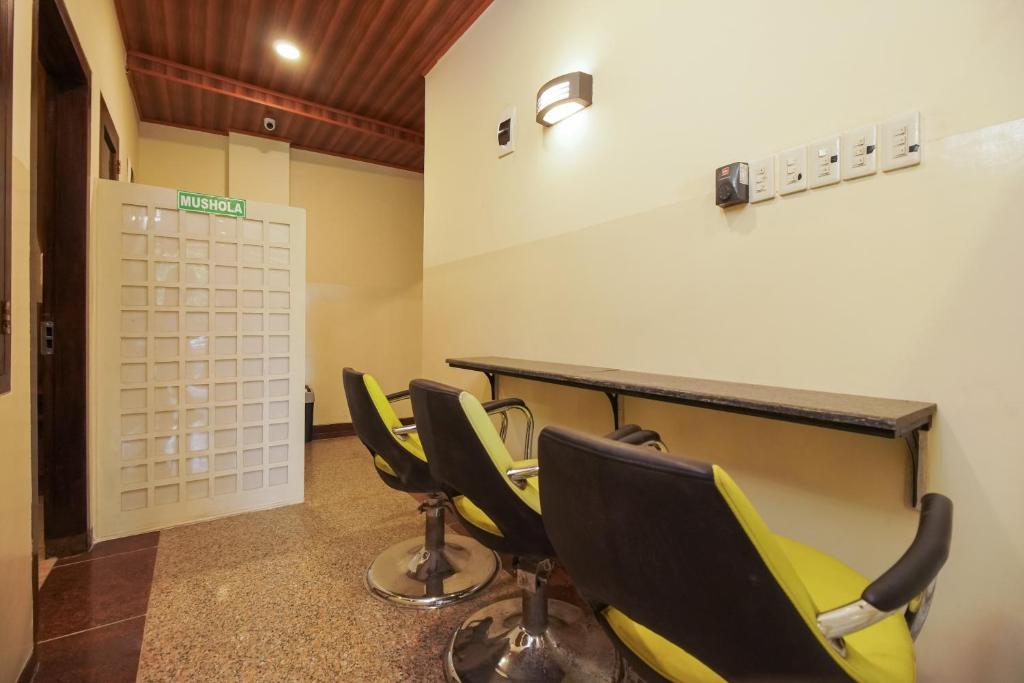 Fotografie z fotogalerie ubytování Urbanview Hotel Cantee Halim Perdanakusuma by RedDoorz v destinaci Jakarta