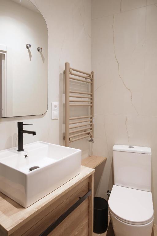 Luxury Flat next to Gran Via Madrid - 17