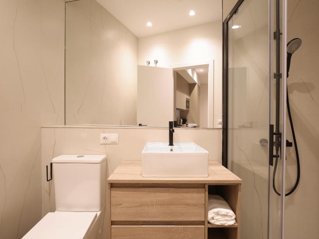 Luxury Flat next to Gran Via Madrid - 4